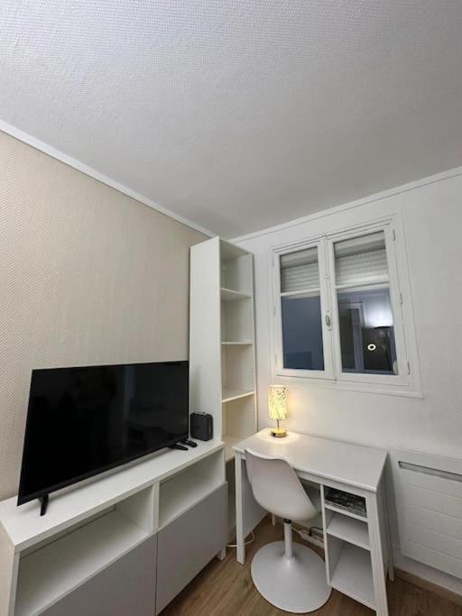 Parisian In A Cosy Flat - Republique * París